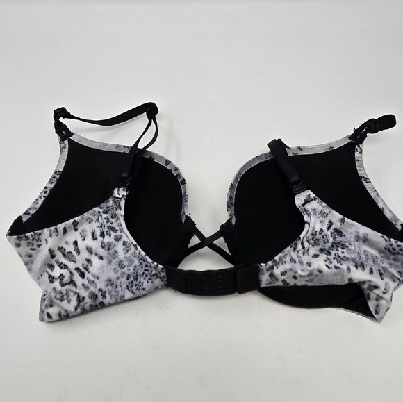 VICTORIA'S SECRET BOMBSHELL PLUNGE BRA SILVER BLACK ANIMAL PRINT WOMEN 32C SEXY - Picture 5 of 11